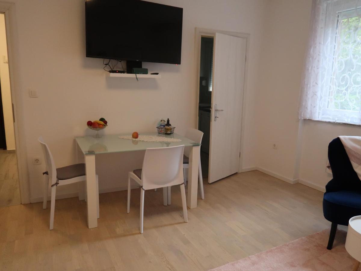 Runa Zagreb Bagian luar foto